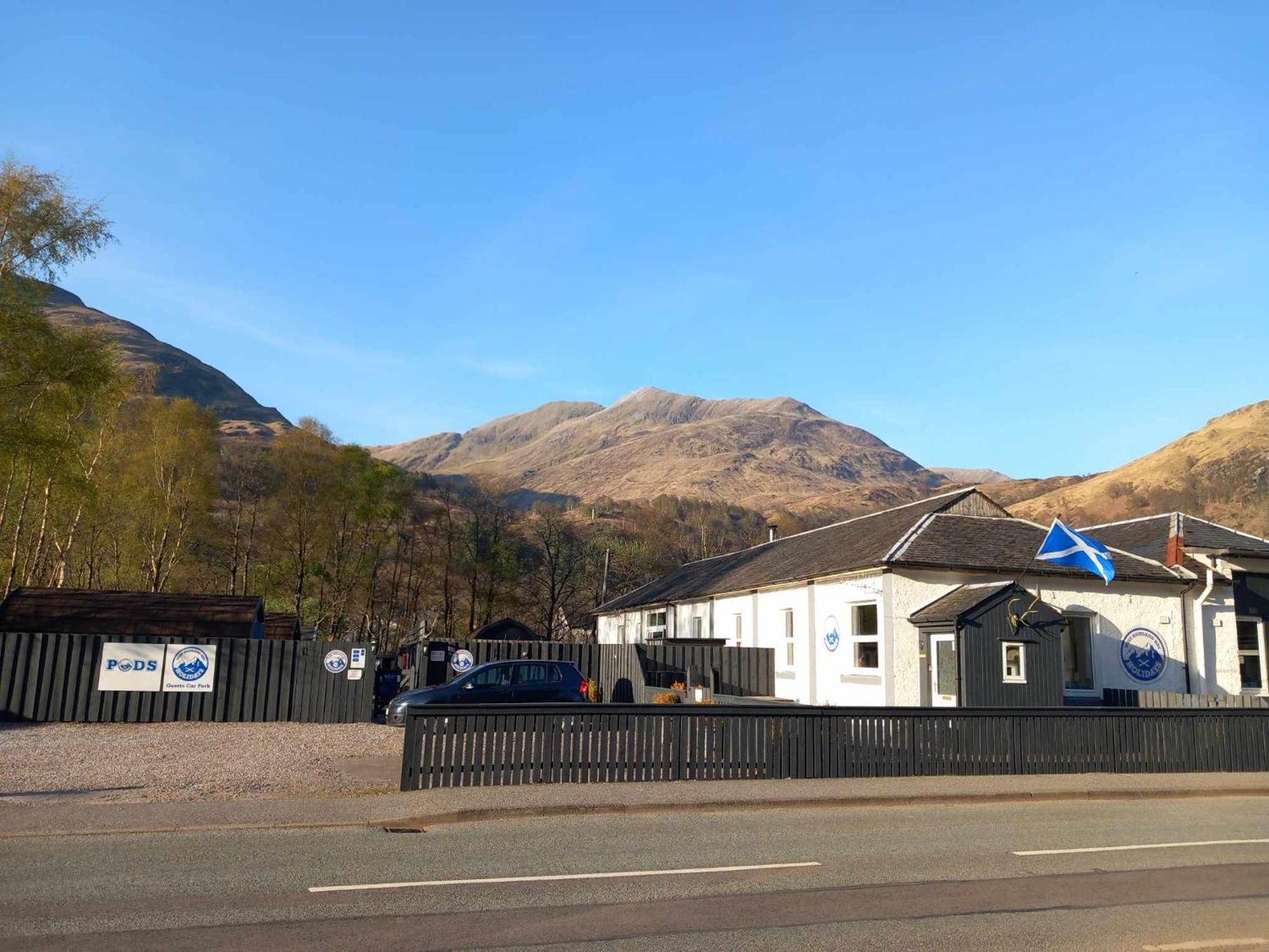 Riverside Pod, West Highland Way Holidays Кинлохливен Экстерьер фото